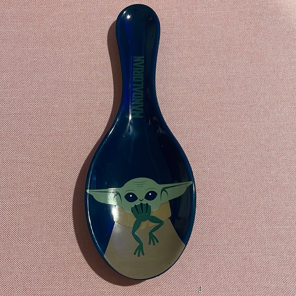 BRAND NEW BABY YODA SPOON